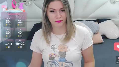 Snapshot of adelledeep1 chatting on 01/19/26, 11:25 AdelleDeep1 online show from 01/19/26, 11:25