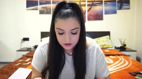 Adellineee online show from 02/13/25, 10:33