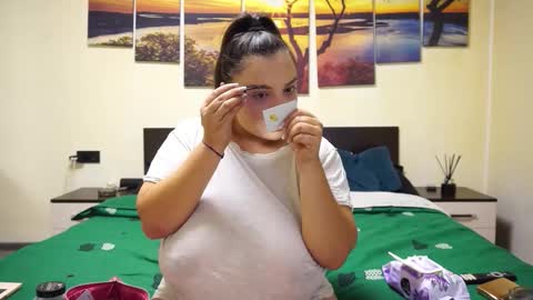 Adellineee online show from 09/25/25, 08:56