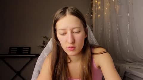 Snapshot of adellqueen chatting on 02/24/25, 10:47 Adell online show from 02/24/25, 10:47