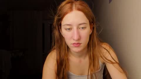 Snapshot of adellqueen chatting on 11/28/25, 10:34 Adell online show from 11/28/25, 10:34