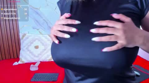 Snapshot of adelyginn_ chatting on 02/18/26, 02:02 Adely online show from 02/18/26, 02:02