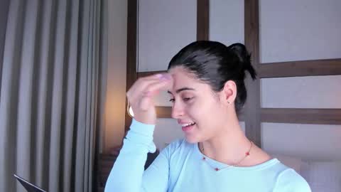 Snapshot of adhara_black01 chatting on 12/22/25, 01:19 Adhara online show from 12/22/25, 01:19