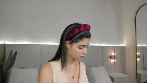 Adhara  online show from 05/01/26, 12:43