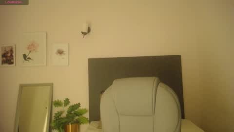 Snapshot of adhara_cortez chatting on 09/21/25, 02:29 Adhara Cortez  online show from 09/21/25, 02:29