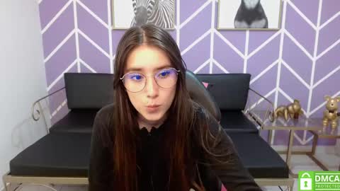 Adhara online show from 09/20/25, 01:12