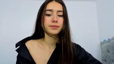 Adhara online show from 05/04/26, 01:51