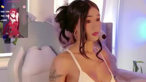 Snapshot of adharacute19 chatting on 06/23/26, 03:43 Isabellafirst online show from 06/23/26, 03:43