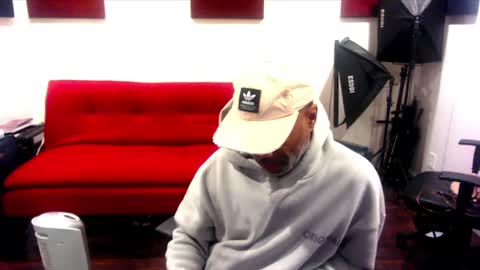 adick_ting online show from 12/25/24, 07:24