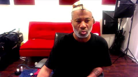 adick_ting online show from 02/22/25, 06:52