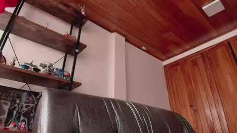 Juan online show from 05/09/26, 01:16