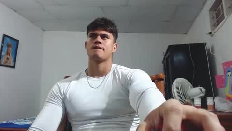 Snapshot of adonis_walkerx chatting on 02/06/25, 02:26 adonis_walkerx online show from 02/06/25, 02:26