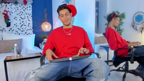 adonis_wb online show from 12/16/25, 04:06