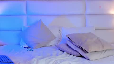 Adonis  online show from 03/05/25, 06:01