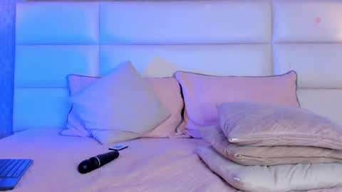 Adonis  online show from 03/09/25, 03:38