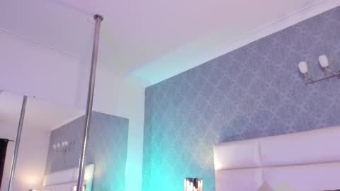 Adonis  online show from 09/26/25, 08:24