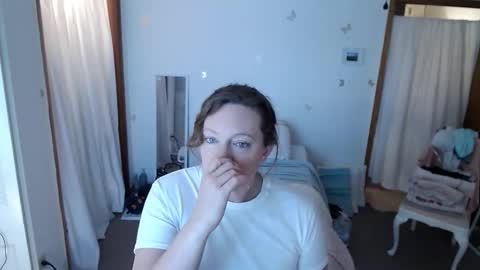 Snapshot of adorable22 chatting on 06/09/26, 12:06 adorable22 online show from 06/09/26, 12:06