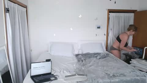 Snapshot of adorable22 chatting on 07/17/26, 04:34 adorable22 online show from 07/17/26, 04:34