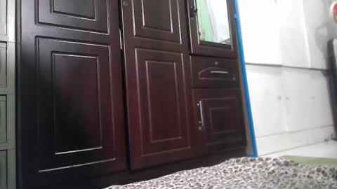 annelovesu online show from 02/17/25, 01:32