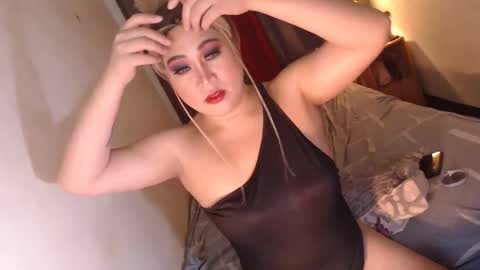 MsKim  online show from 04/28/26, 01:48