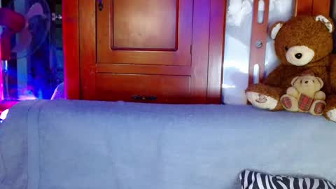 jasmine online show from 12/17/24, 10:00