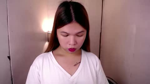 adorabletsforyouxx online show from 02/05/25, 08:14