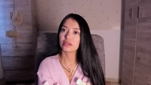 Stormi online show from 09/16/25, 06:42