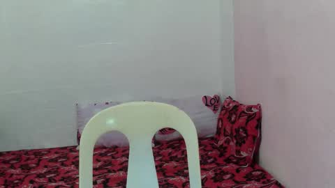 Eve online show from 12/17/25, 08:42