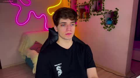 adrean_sofi online show from 02/14/25, 07:12