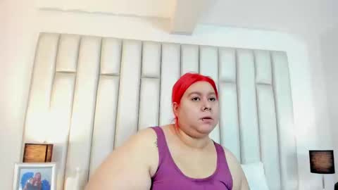 ANDREA PEREZ online show from 10/28/25, 11:36