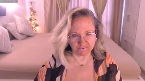 Cryna online show from 01/12/25, 11:17