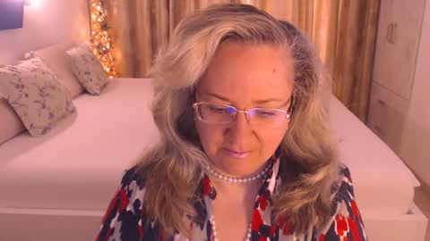 Snapshot of adrena_ chatting on 03/14/26, 12:10 Cryna online show from 03/14/26, 12:10