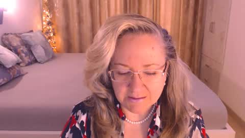 Snapshot of adrena_ chatting on 03/21/26, 11:26 Cryna online show from 03/21/26, 11:26