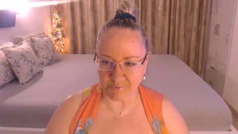 Snapshot of adrena_ chatting on 04/15/26, 04:47 Cryna online show from 04/15/26, 04:47