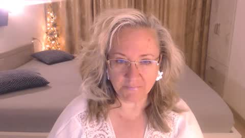 Snapshot of adrena_ chatting on 05/21/26, 10:22 Cryna online show from 05/21/26, 10:22