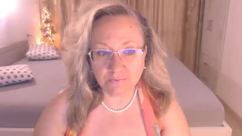 Snapshot of adrena_ chatting on 07/09/26, 08:29 Cryna online show from 07/09/26, 08:29