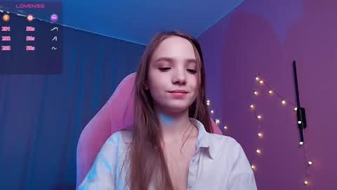 Snapshot of adria_arjona chatting on 02/27/26, 07:41 Eva online show from 02/27/26, 07:41