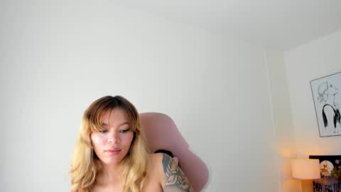 Adriana online show from 09/28/25, 02:00