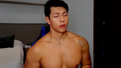 Adrian del Mar online show from 06/16/26, 10:12