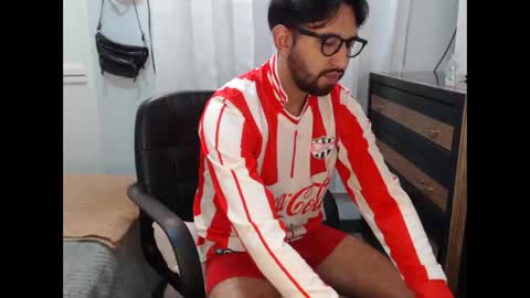 Snapshot of adrian_falcon chatting on 04/15/26, 09:26 Adrian Falcon online show from 04/15/26, 09:26