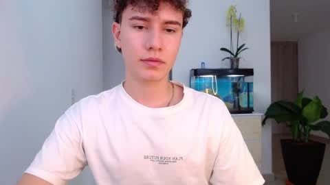 adrian morelli online show from 12/02/24, 08:55