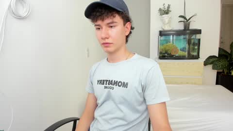 adrian morelli online show from 02/04/25, 07:55