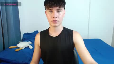 adrian morelli online show from 09/08/25, 06:51