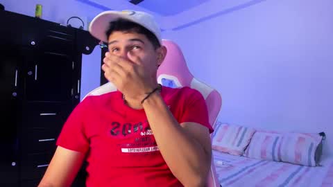 Snapshot of adrian_prime_ chatting on 02/19/26, 07:10 ADRIAN online show from 02/19/26, 07:10