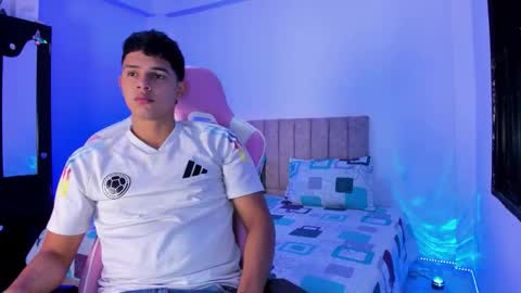 Snapshot of adrian_prime_ chatting on 03/09/26, 07:07 ADRIAN online show from 03/09/26, 07:07