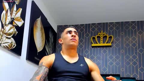   online show from 11/12/25, 12:00