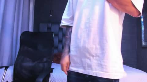   online show from 11/29/25, 12:08