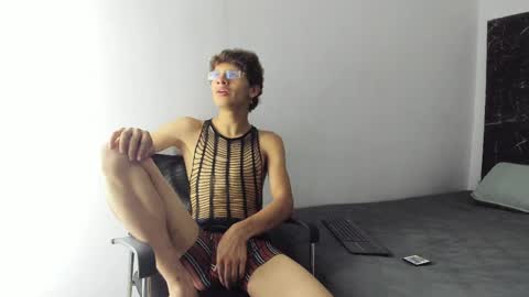 Adrian W  online show from 06/02/26, 04:03