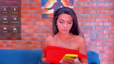 Adriana online show from 11/25/25, 04:45