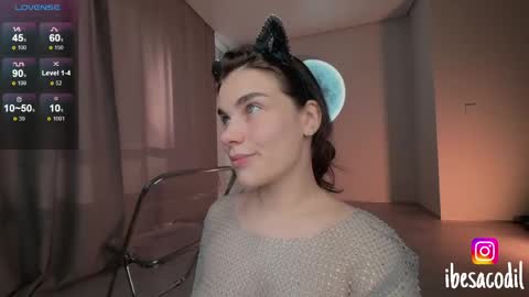 Snapshot of adriana_allen chatting on 05/19/26, 01:56 Adri online show from 05/19/26, 01:56